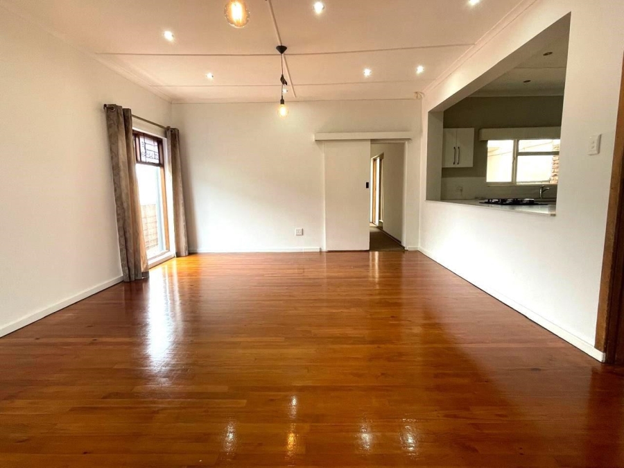 4 Bedroom Property for Sale in Mossel Bay Central Western Cape